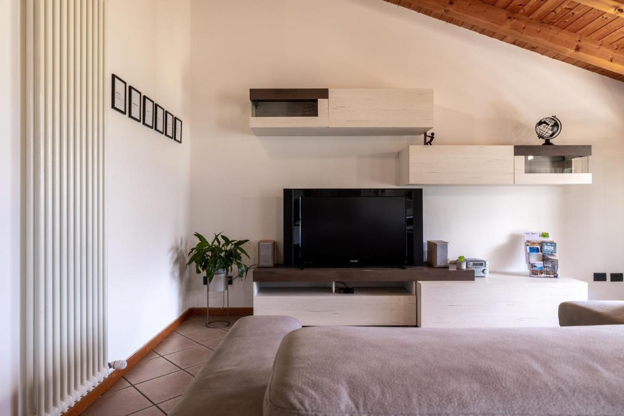 Appartamento Al Forte Torbole Sul Garda Luaran gambar