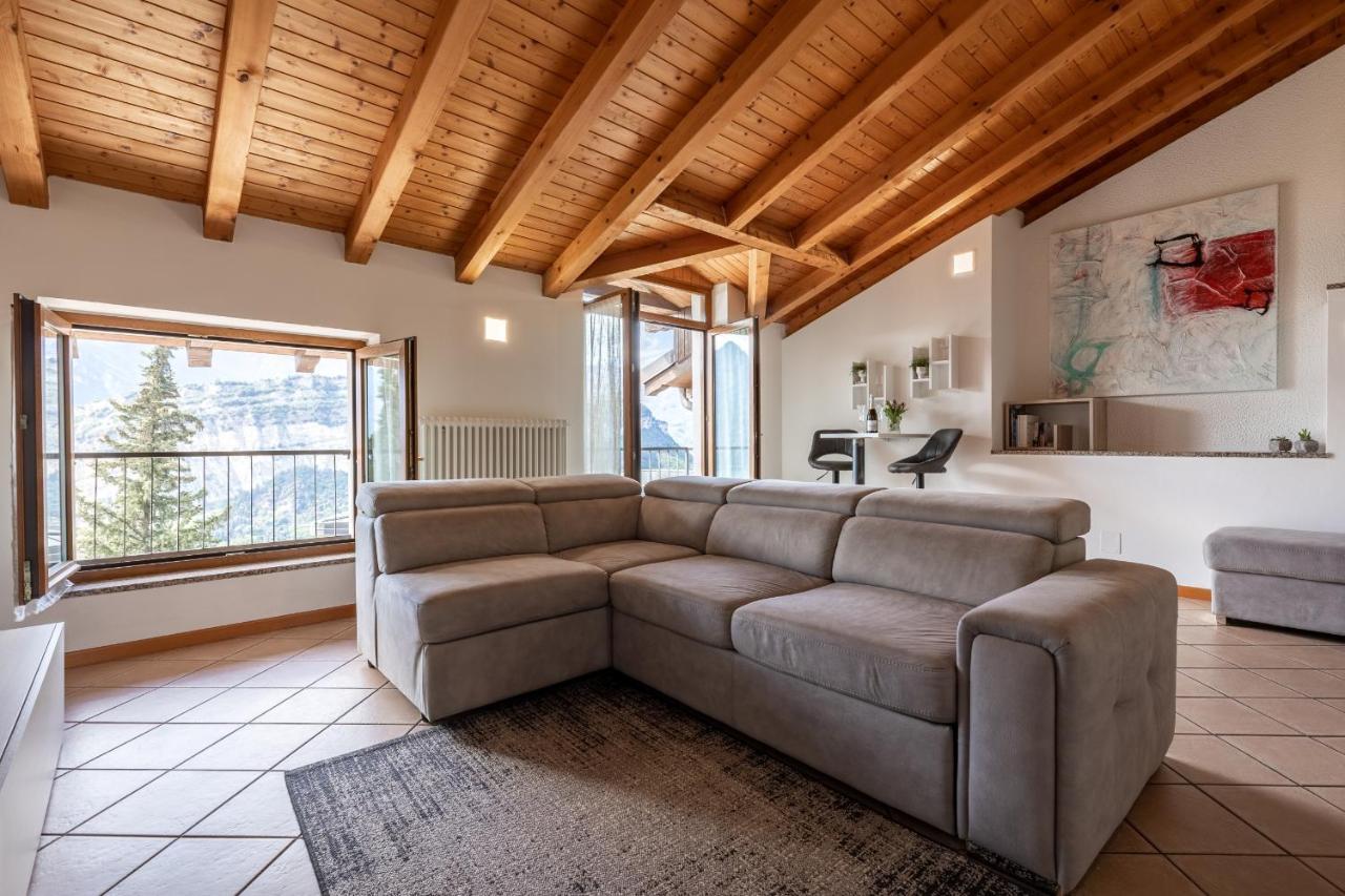 Appartamento Al Forte Torbole Sul Garda Luaran gambar