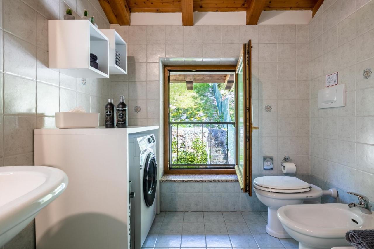 Appartamento Al Forte Torbole Sul Garda Luaran gambar