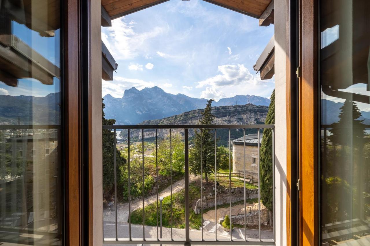 Appartamento Al Forte Torbole Sul Garda Luaran gambar